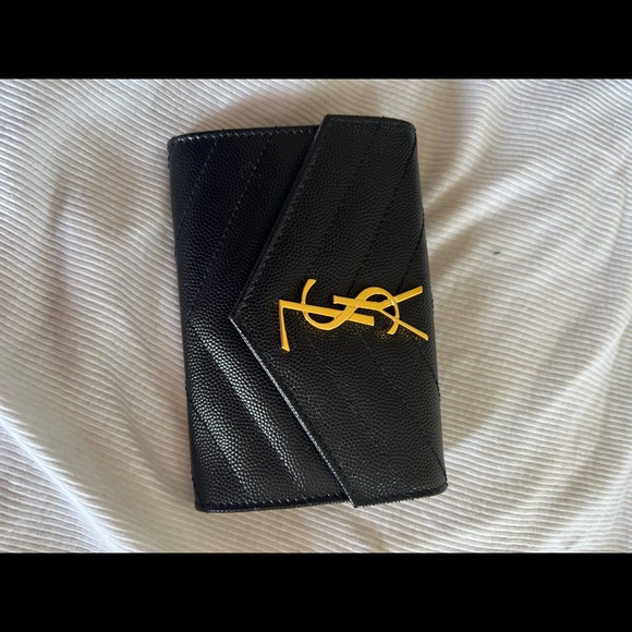 Saint Laurent Monogramme Small Envelope Wallet Bag in Black - Picture 2 of 2